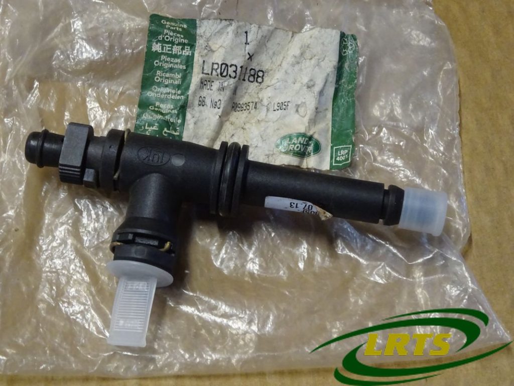 GENUINE LAND ROVER ADAPTOR CLUTCH SLAVE CYLINDER DEFENDER PUMA 2007