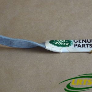NOS-GENUINE-LAND-ROVER-REAR-RH-SILL-STAY-BRACKET-109-SERIES-1968-84-PART-337771