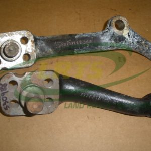 GENUINE LAND ROVER PAIR OF STEERING ARMS FOR RHD VEHICLES PART 530989 530988