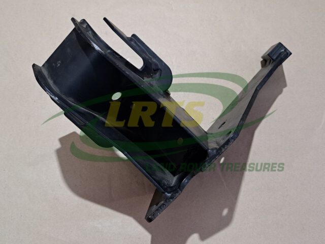 GENUINE LAND ROVER ENGINE MOUNTING BRACKET RIGHT HAND ANR2868