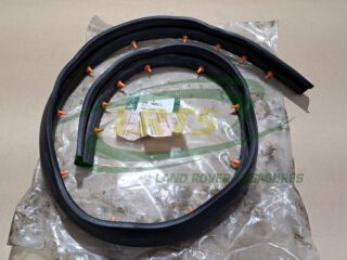 NOS GENUINE LAND ROVER UPPER TAIL DOOR SEAL DISCOVERY 2 BHK700021