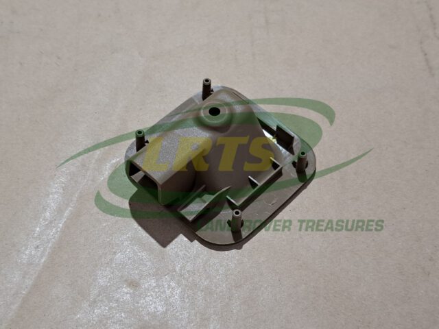 NOS GENUINE LAND ROVER RH BACK SQUAB LATCH BAHAMA BEIGE CASING DISCOVERY 2 ERP100120SUC
