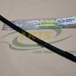 NOS GENUINE LAND ROVER RH WINDSCREEN DEMIST VENT ASH FINISHER DISCOVERY 1 MWC4064LUN