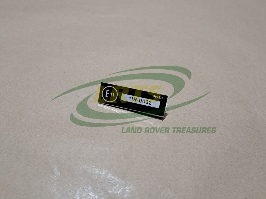 393270 E11 MARK LABEL BONNET LAND ROVER RRC - Land Rover Treasure Shop