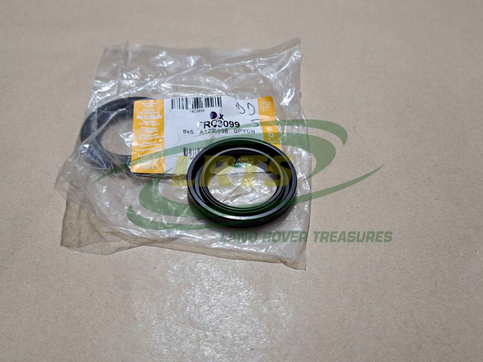 thumbnail image 2 of Britpart Front Stub Axle Repair Kit For Land Rover Defender – VIN LA930456 Onwards (DA3191) 2 of 6
