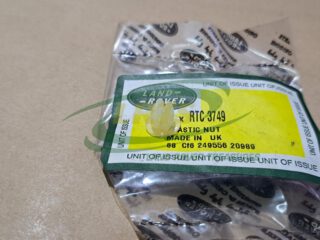NOS GENUINE LAND ROVER VARIOUS APPLICATION 7MM HOLE PLASTIC NUT SERIES 2A 3 MILITARY LIGHTWEIGHT RTC3749