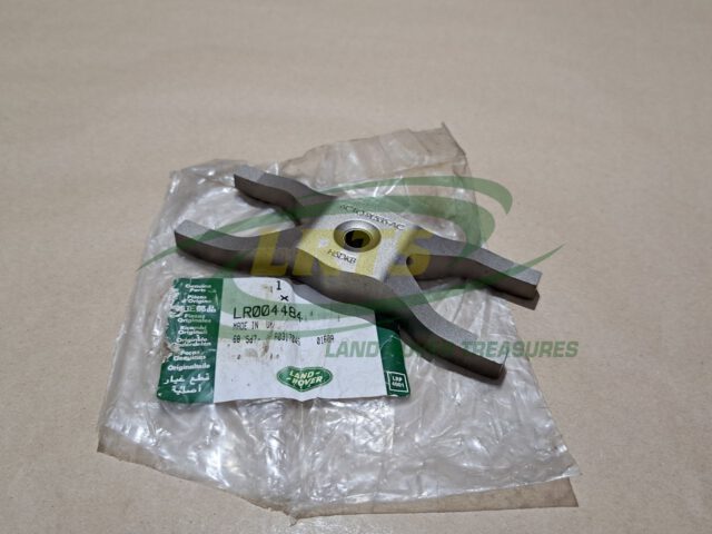 NOS GENUINE LAND ROVER 2.4 PUMA FUEL INJECTOR RETAINING CLAMP DEFENDER LR004484 LR019167