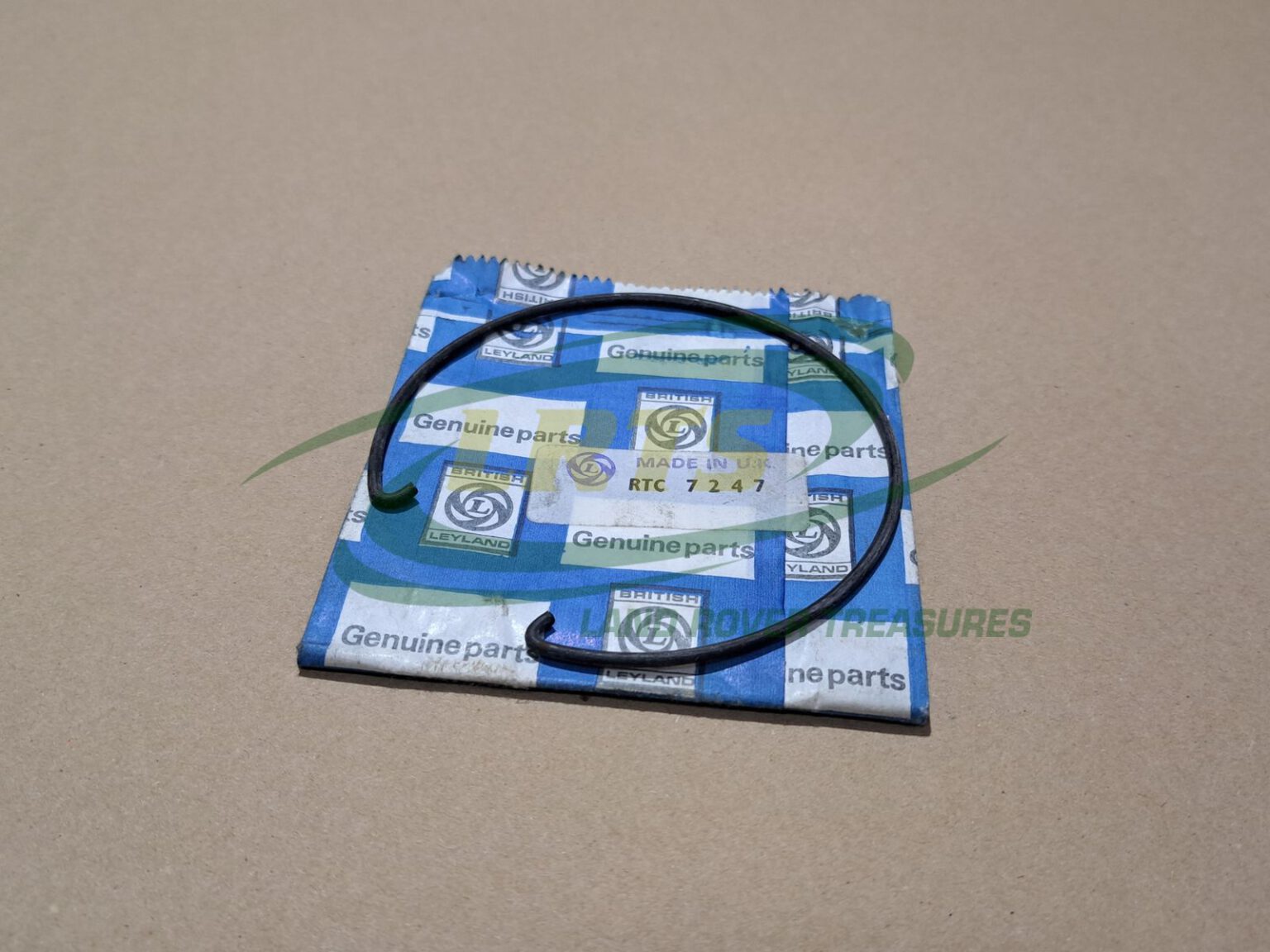 RTC7247 SNAP RING V8 LT95 FAIREY OVERDRIVE LAND ROVER SERIES 3 DEF