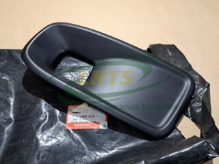 NOS GENUINE LAND ROVER RH FRONT BUMPER FOGLAMPS BLANKING PANEL DISCOVERY 2 AWR4714