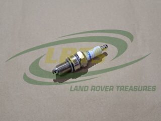 NOS LAND ROVER 2.5 PET & EFI V8 SPARK PLUG DEFENDER RANGE ROVER CLASSIC ERR743