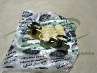 NOS GENUINE LAND ROVER V8 WATERPROOF IGNITION SPARK PLUG LEAD PLATE DEFENDER ERR1070