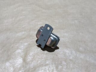 NOS GENUINE LAND ROVER DASH INSTRUMENTS VOLTAGE STABILISER SERIES 2/A 3 101 FORWARD CONTROL 148876 579468