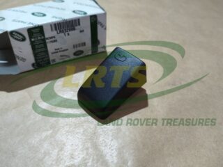 NOS GENUINE LAND ROVER DOOR HANDLE LOCK MECHANISM CAP DISCOVERY 4 FREELANDER 2 LR032995 CXJ500050