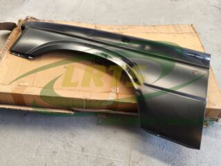NOS LAND ROVER LH FENDER DISCOVERY 1 MWC6755
